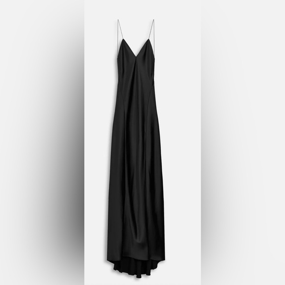 Commense Black Maxi Dress - Picture 3 of 7